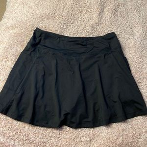 black skort off Amazon. Size medium